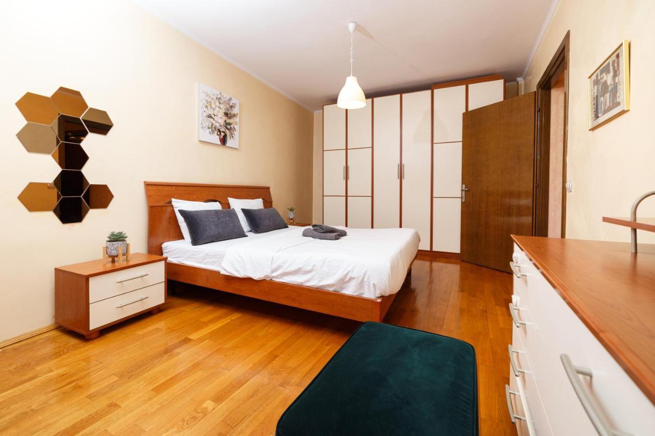 Color Apartments Unirii 14 Blv Bukareszt Zewnętrze zdjęcie